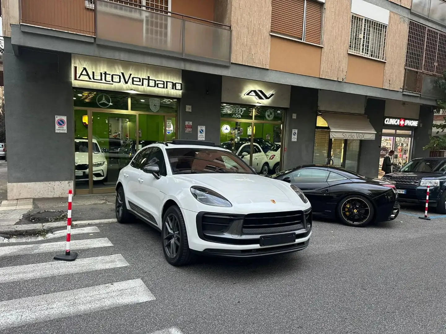 Porsche Macan T-2.0-Full Led-Panorama-Sport Chrono-In Sede Bianco - 1