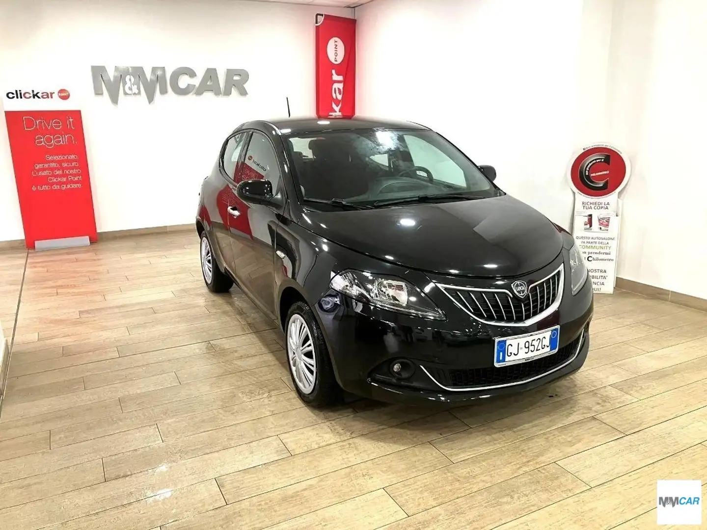 Lancia Ypsilon 1.0 FireFly 5p.S&S Hyb. Eco Gold Nero - 1