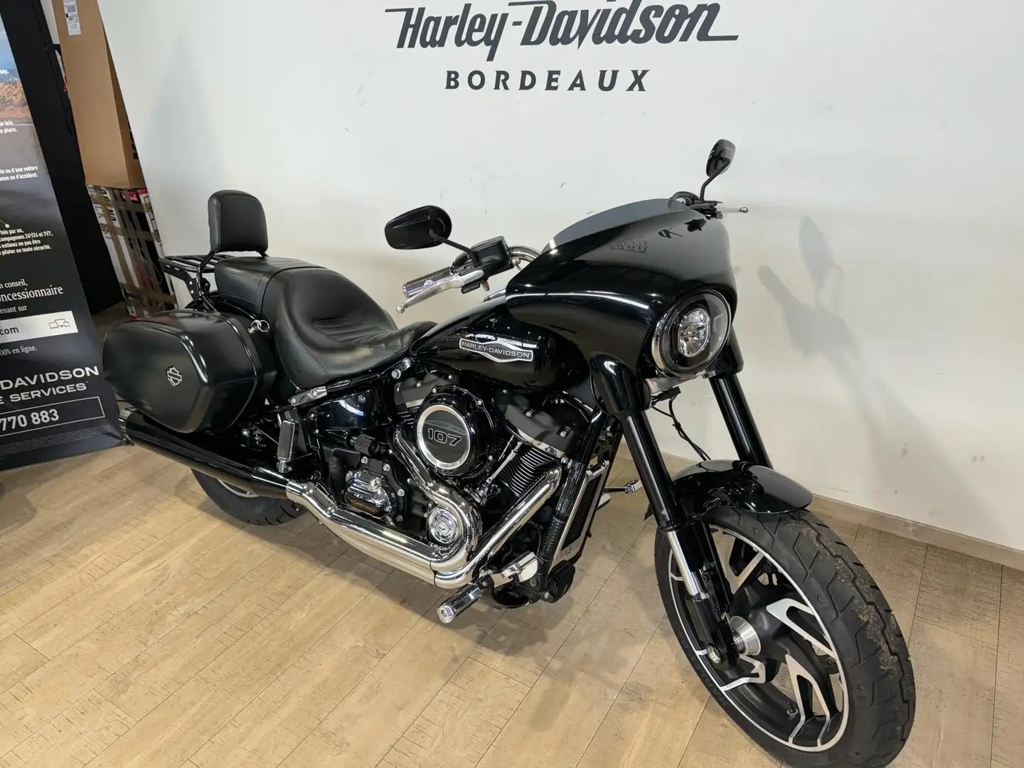 Harley-Davidson Sport Glide Negru - 2