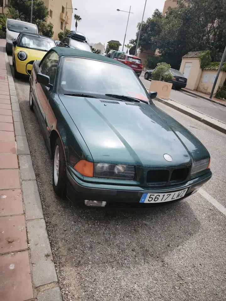 BMW 318i, foto 10