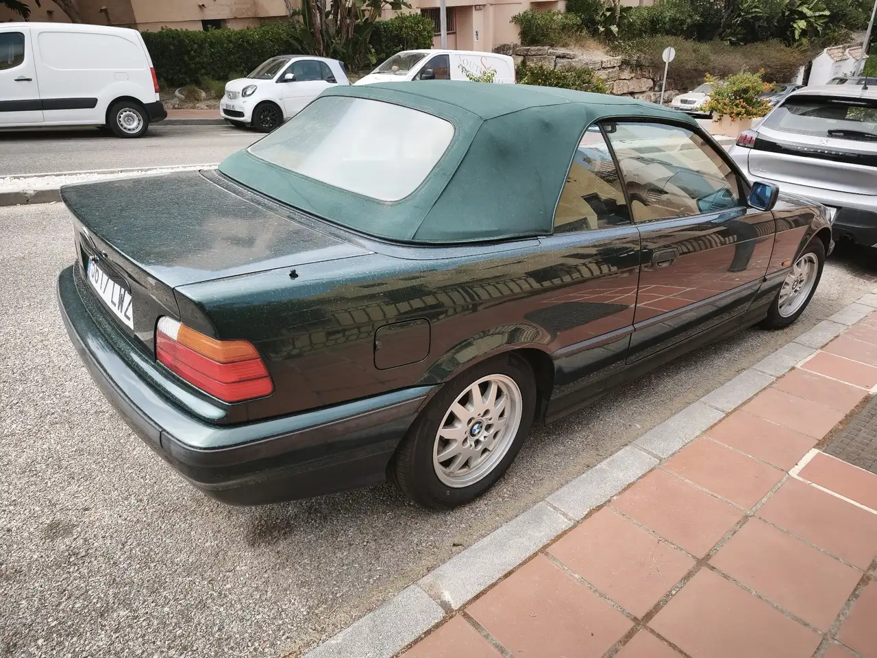 BMW 318i, foto 11