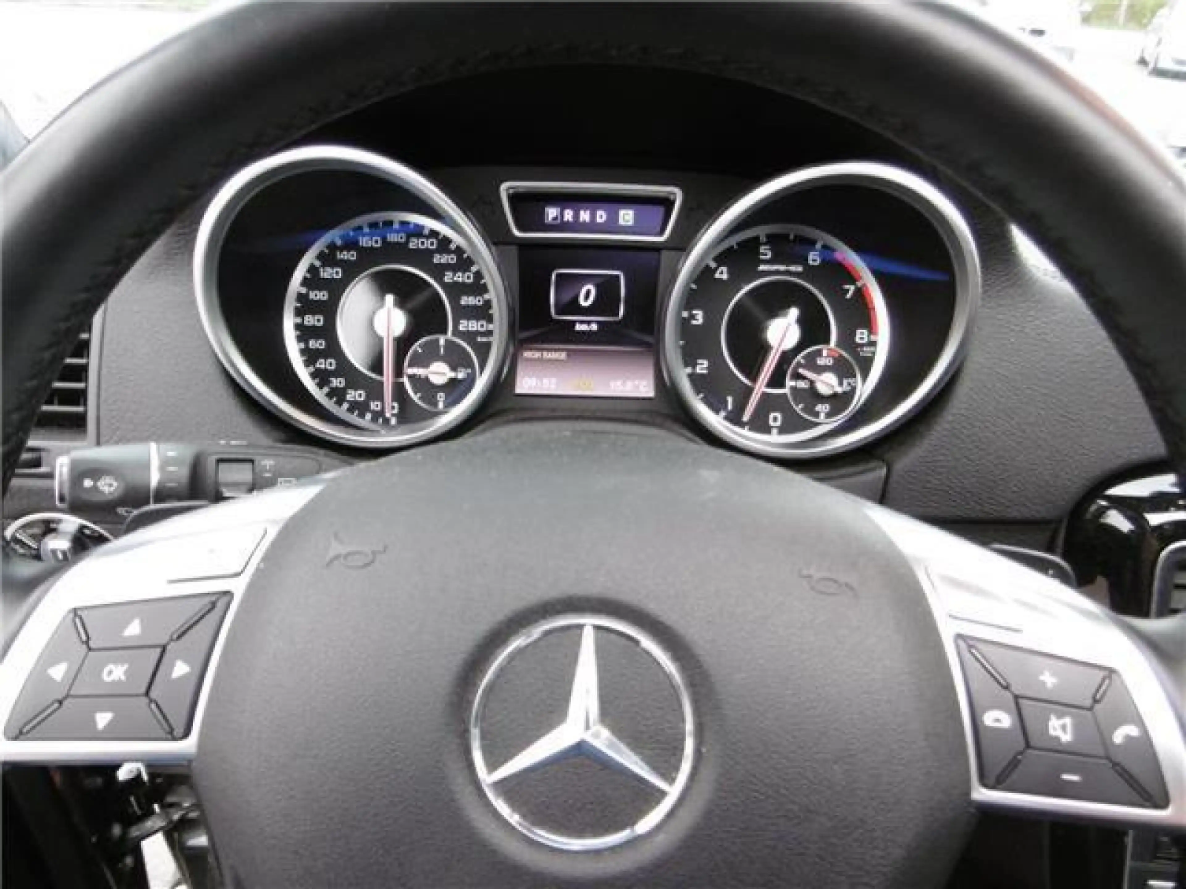 Mercedes-Benz G 63 AMG VOLLAUSSTATTUNG — photo 12