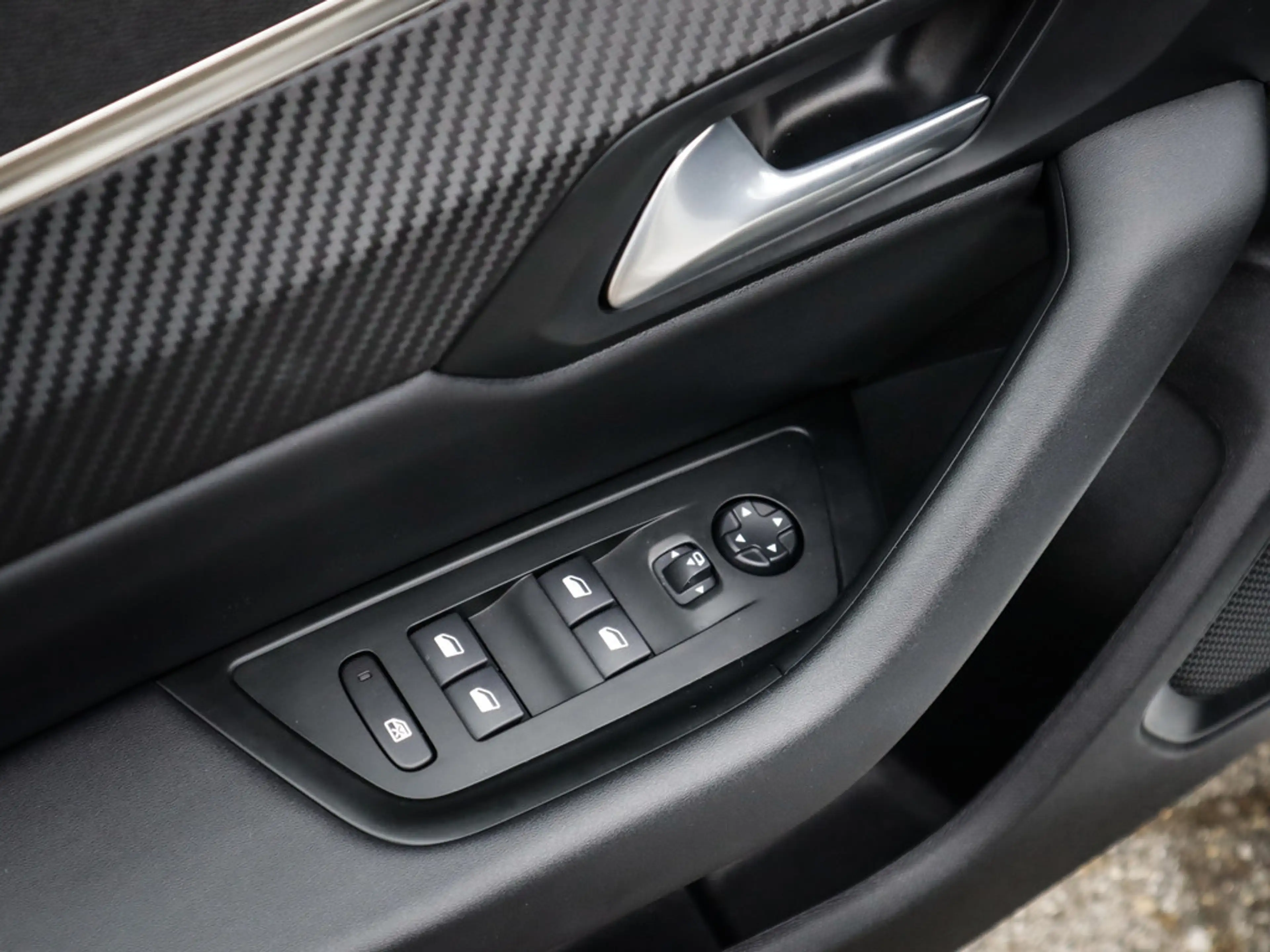 Peugeot 508 1.2 PureTech Active Pack Business 1e-Eig. & Dealer — photo 24