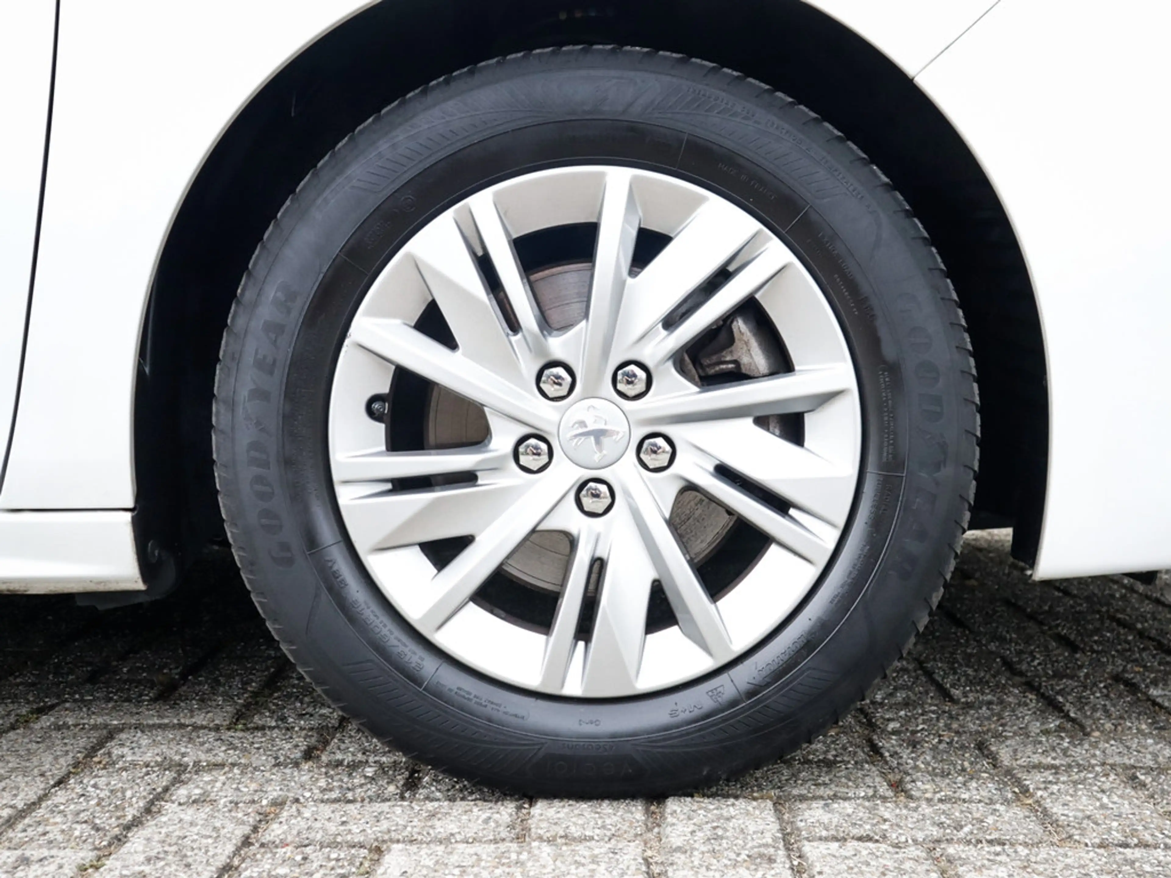 Peugeot 508 1.2 PureTech Active Pack Business 1e-Eig. & Dealer — photo 20