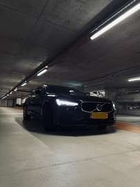 2.0 D4 Momentum Geartronic Automatique