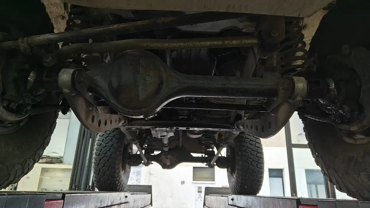 Toyota Land Cruiser KZJ 70, foto 9