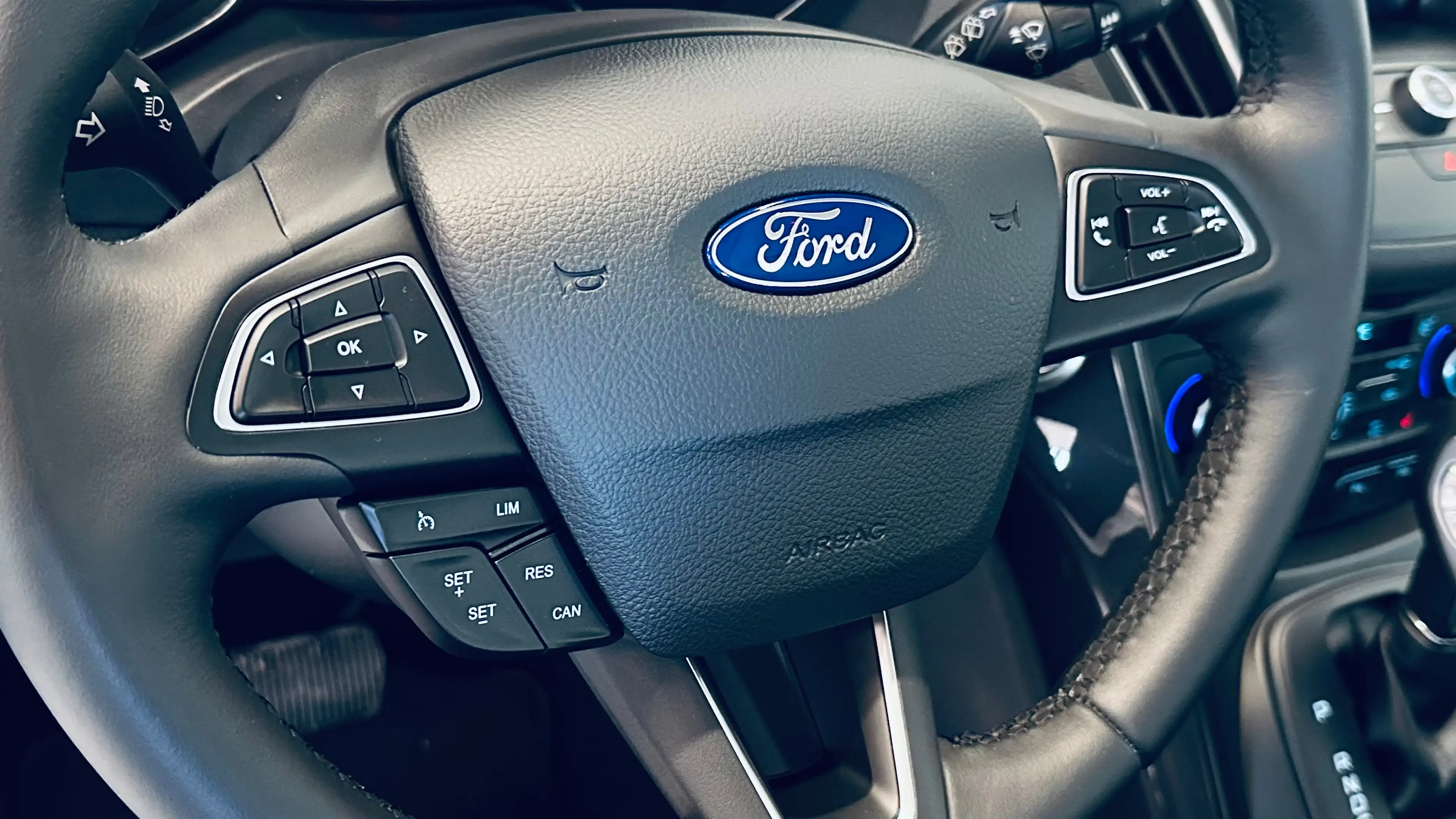Ford C-Max 1.5 BOITE AUTO CAMERA NAVI BLUETOOTH S CHAUFF ELEC CUIR VOLANT CHAUFF — photo 12