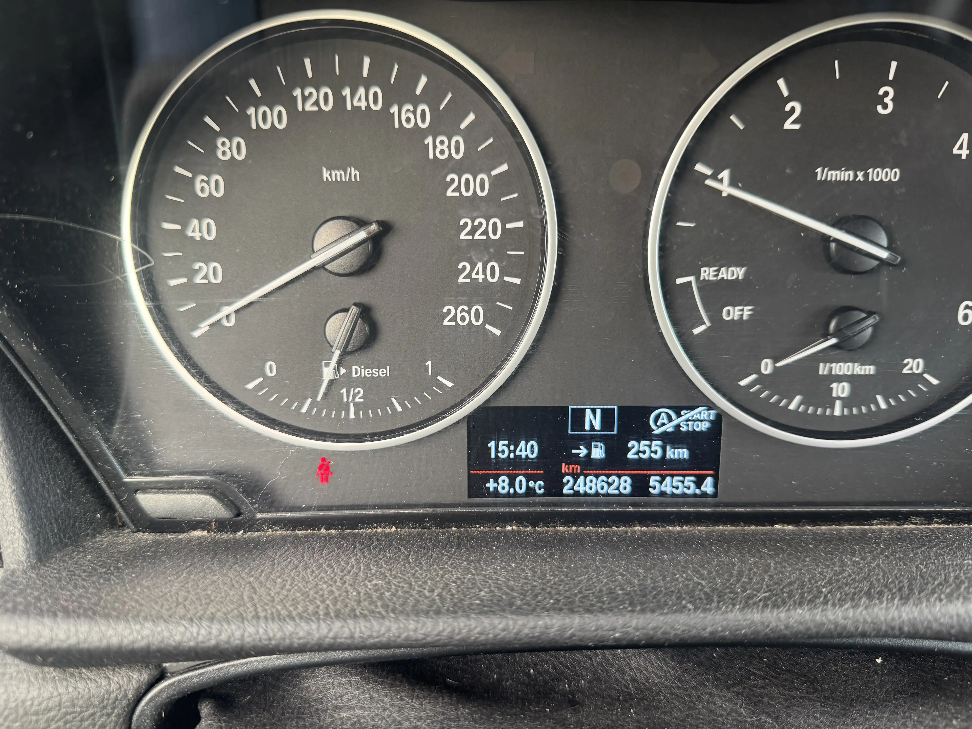 BMW 214 Active Tourer 214 d — photo 14