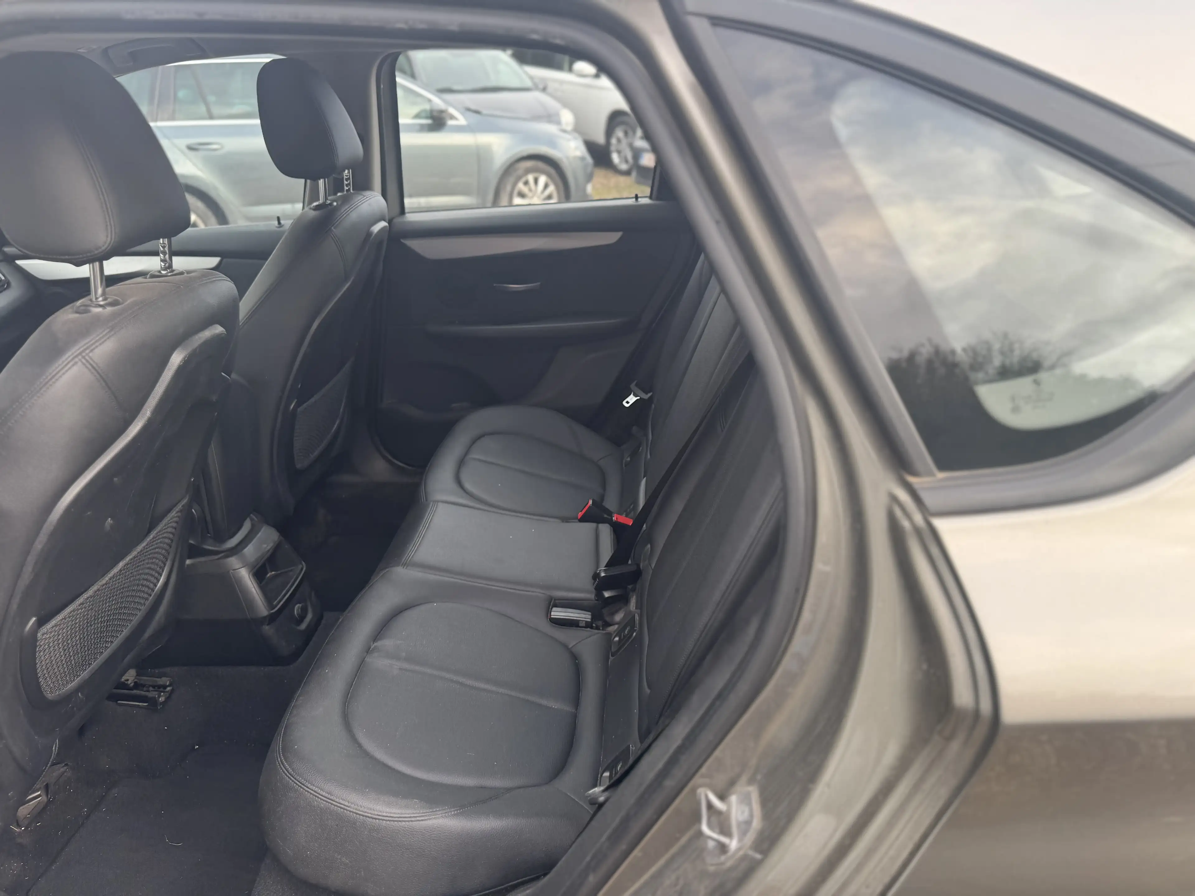 BMW 214 Active Tourer 214 d