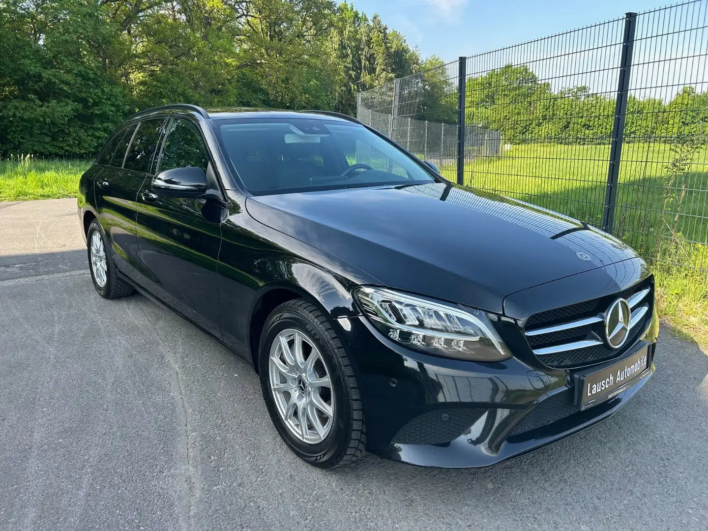 Mercedes-Benz C 220 C -Klasse C 220 T d LED  Distronic AHK Schwarz - 2