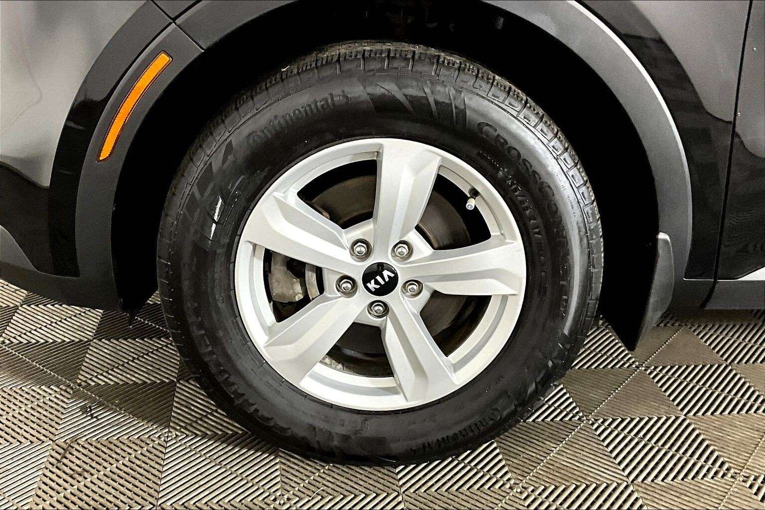 used 2021 Kia Sorento car, priced at $17,998