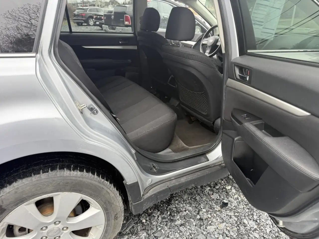 Subaru OUTBACK fotografie Subaru OUTBACK