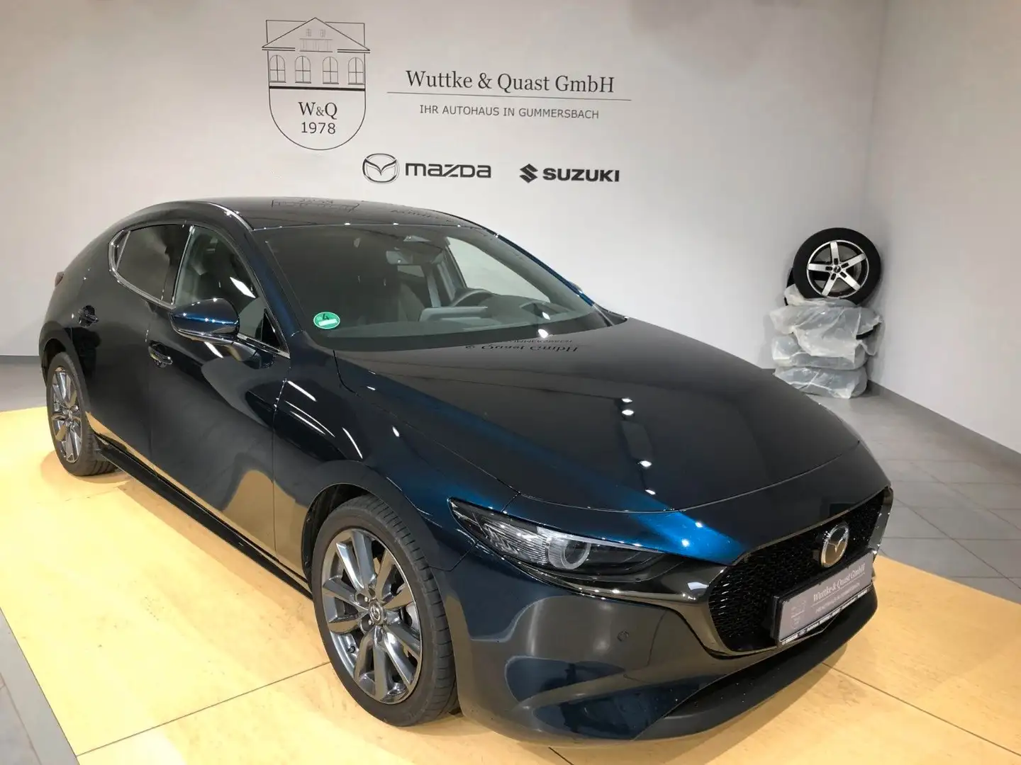 Mazda 3 Lim. 5-trg. Exclusive-Line +BOSE, Matrix, 360° Blauw - 1