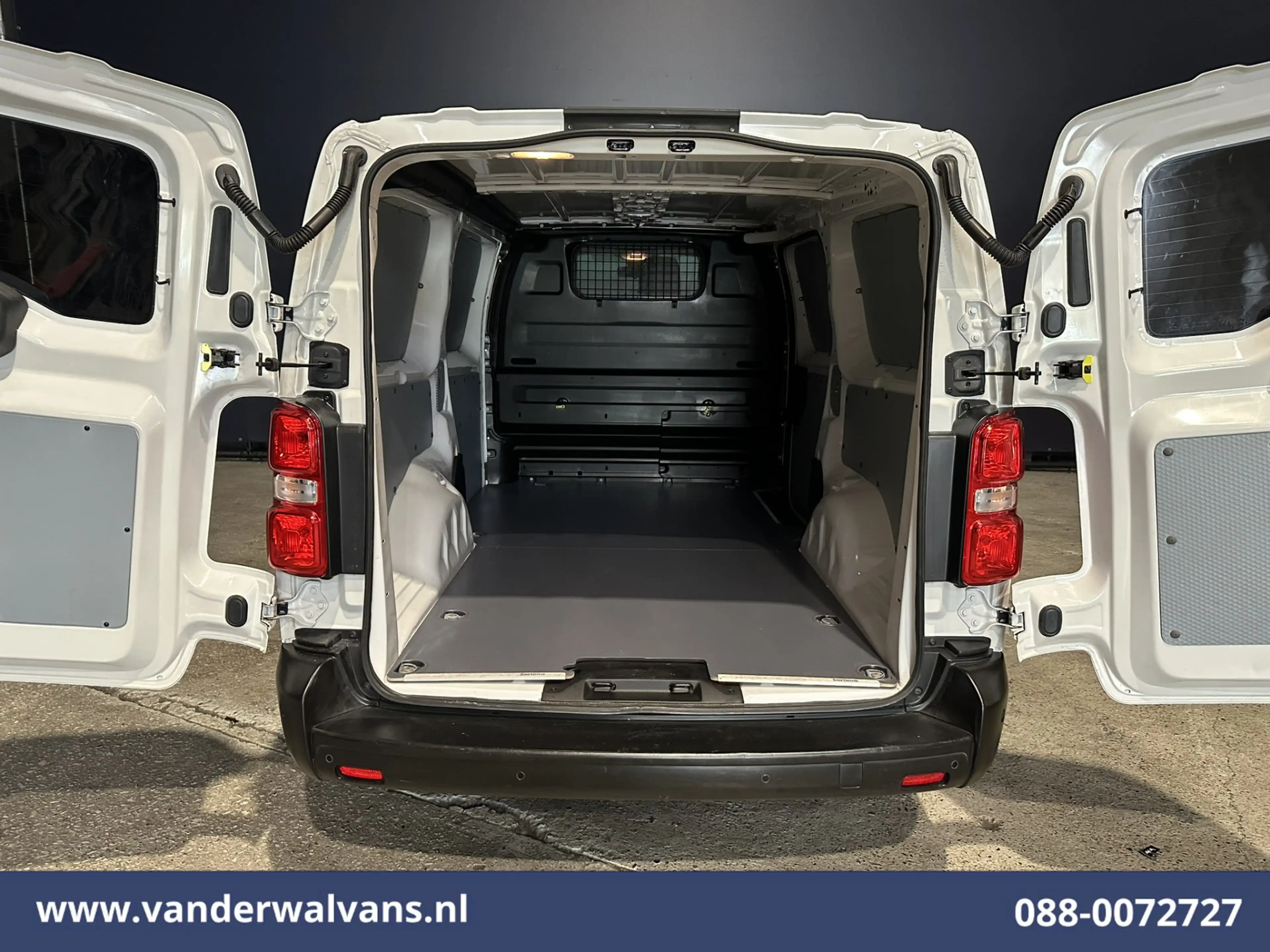 Toyota Proace Worker 2.0 D-4D 123pk L3H1 Euro6 Airco | Camera | — photo 11