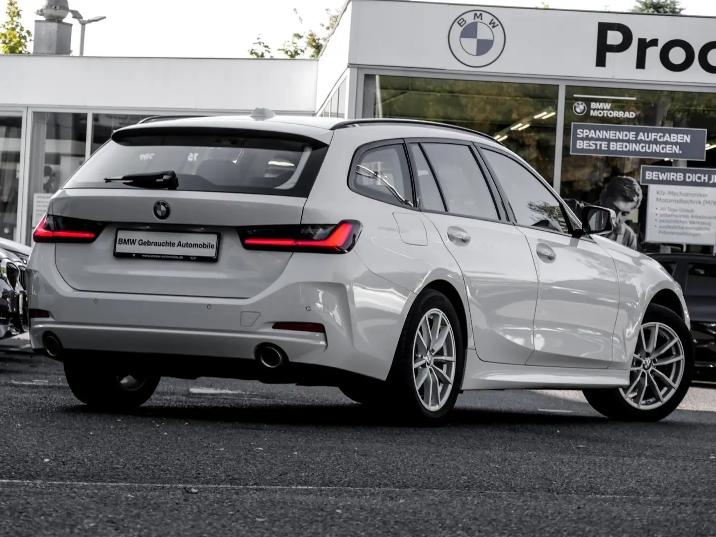 BMW 318 i TOURING+ACC+SHZ+PDC+LED+17" LMR Weiß - 2