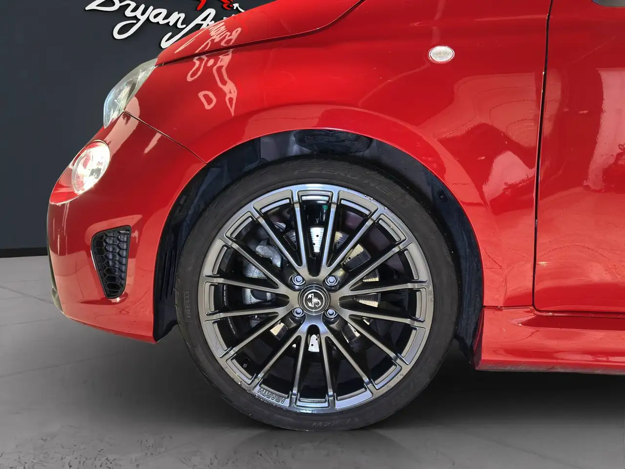 Abarth 595 2023 — фото 15