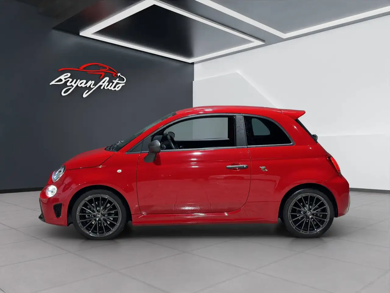 Abarth 595 2023 — фото 6