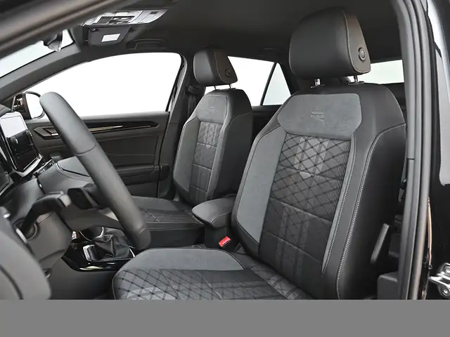 Volkswagen T-Roc view 13