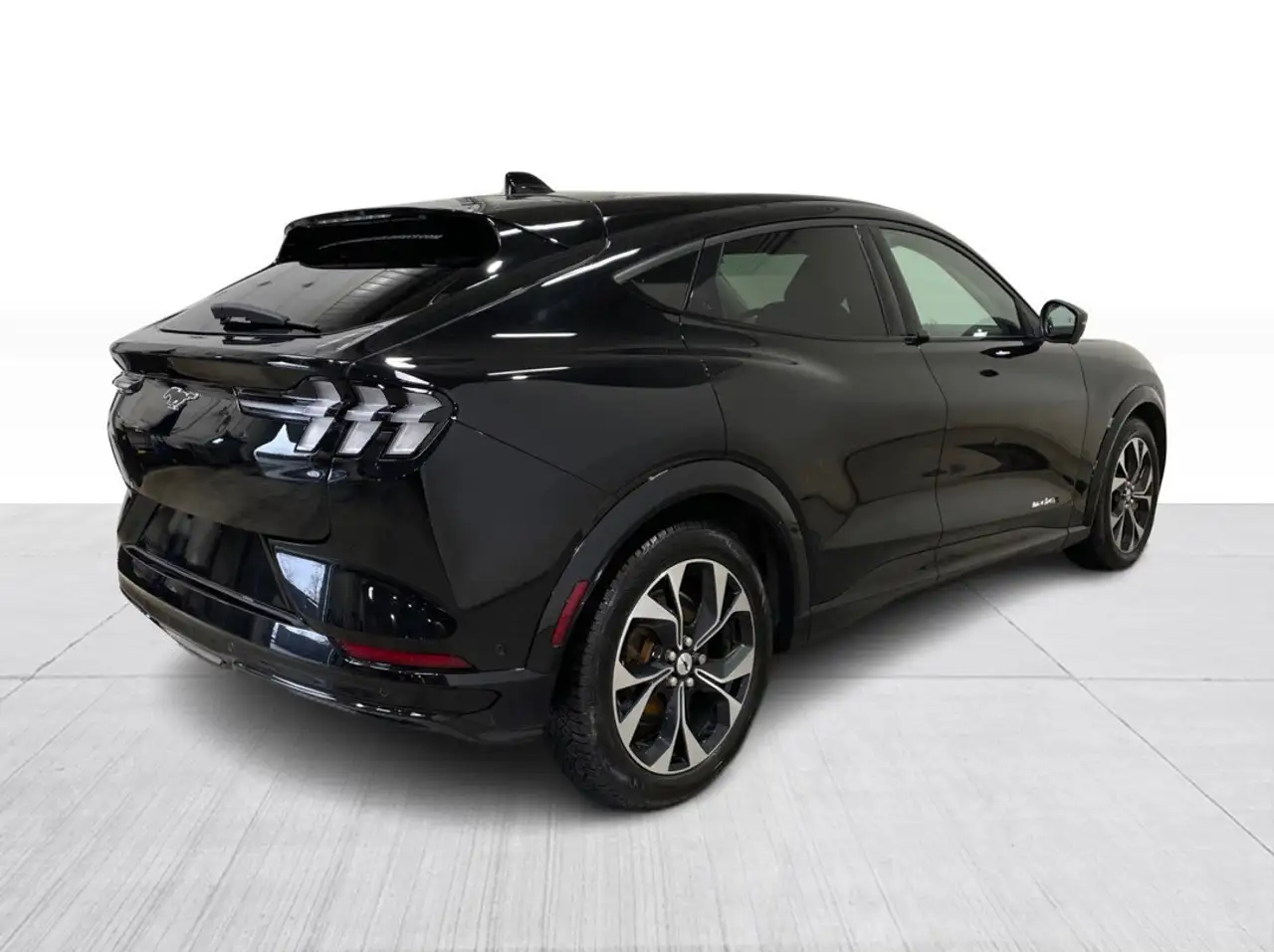 Ford Mustang Mach-E снимка Ford Mustang Mach-E