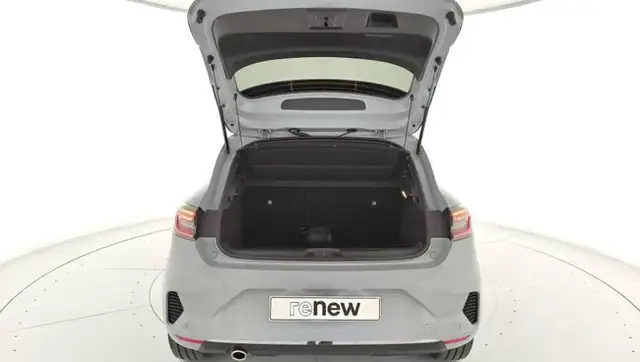 Renault Clio view 4