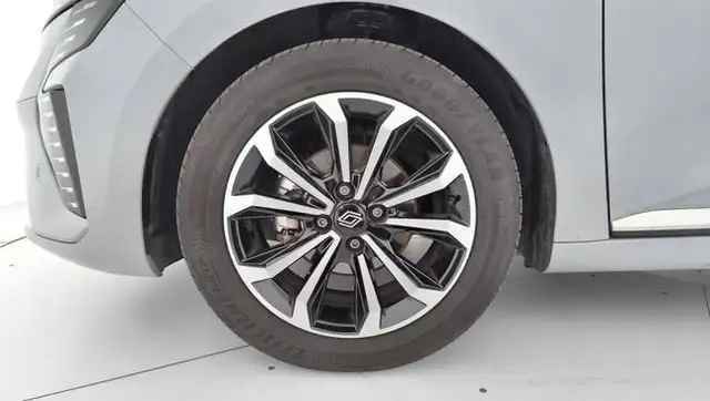 Renault Clio view 3