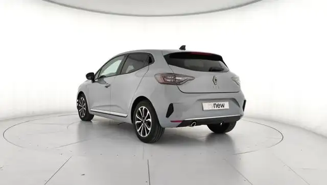 Renault Clio view 13