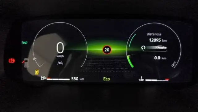 Renault Clio view 15