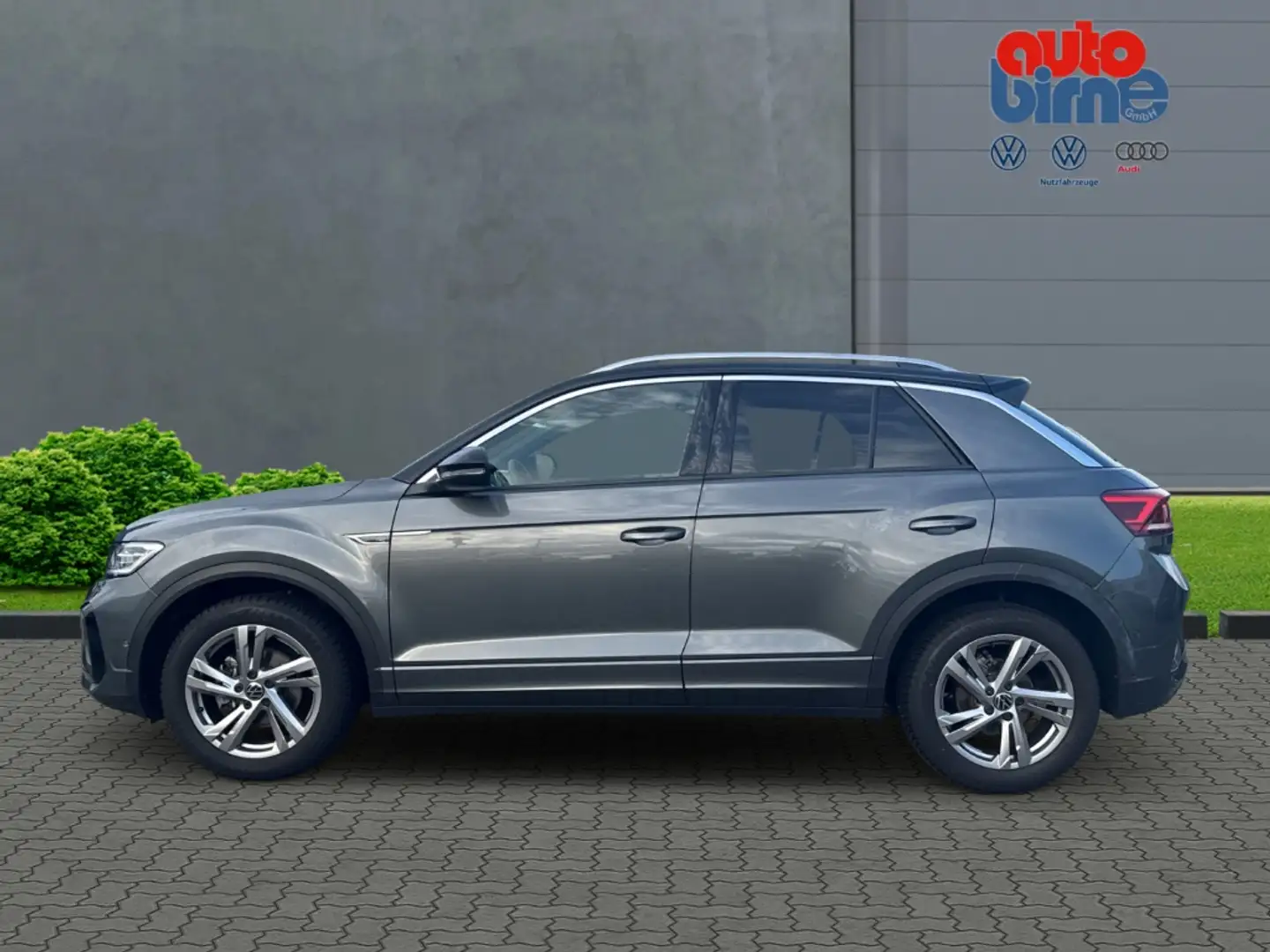 Volkswagen T-Roc 1.5 TSI R-Line  AHK Navi Dig. Cockpit Massagesitze Grau - 2