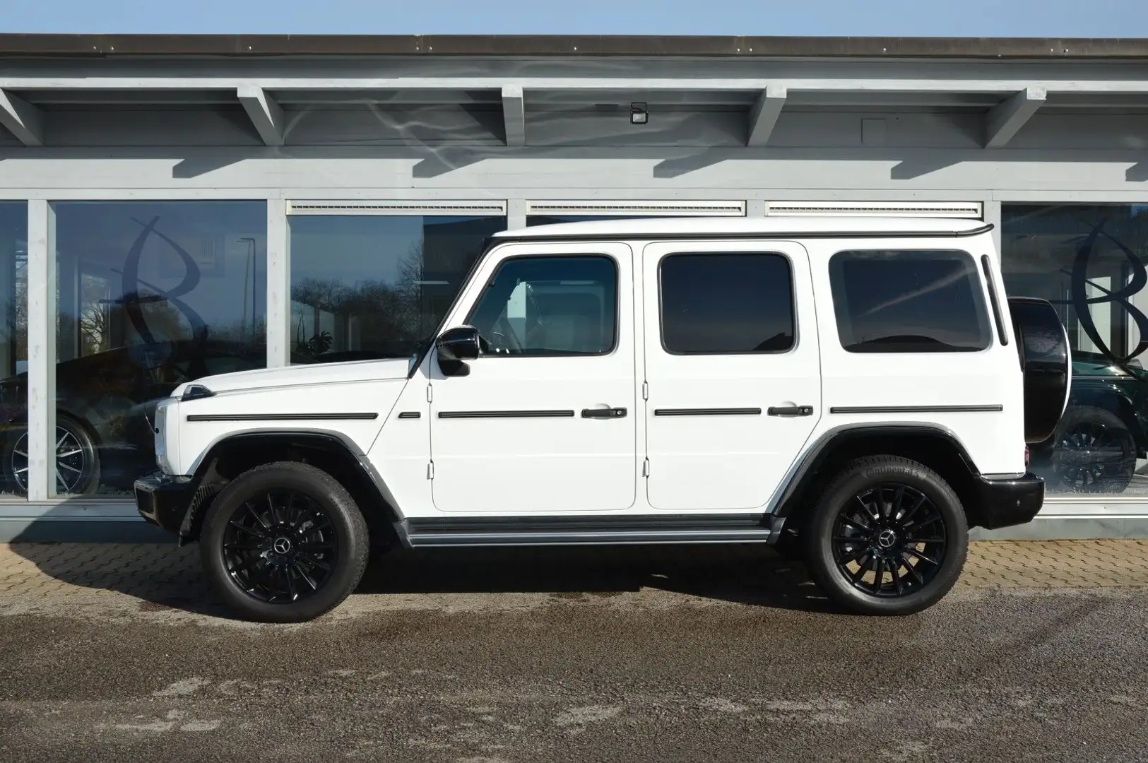 Mercedes-Benz G 400 d*AMG*SUPERIOR*STHZ*MULTIBEAM*SHD*DISTR*AHK Blanc - 2