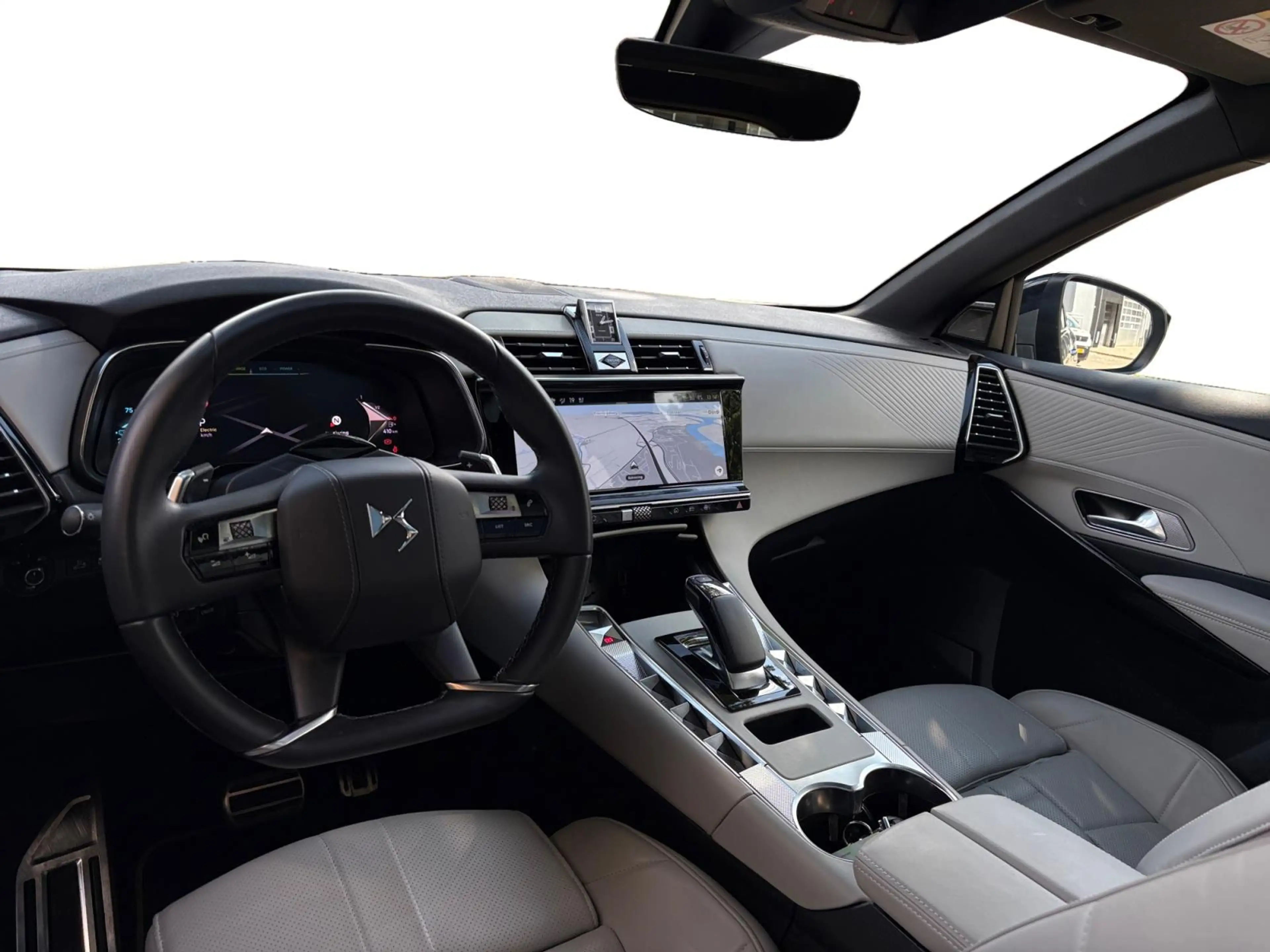 DS Automobiles DS 7 La Premiere e-Tense 360pk PHEV 4x4 e-EAT8 | BLACK — photo 12