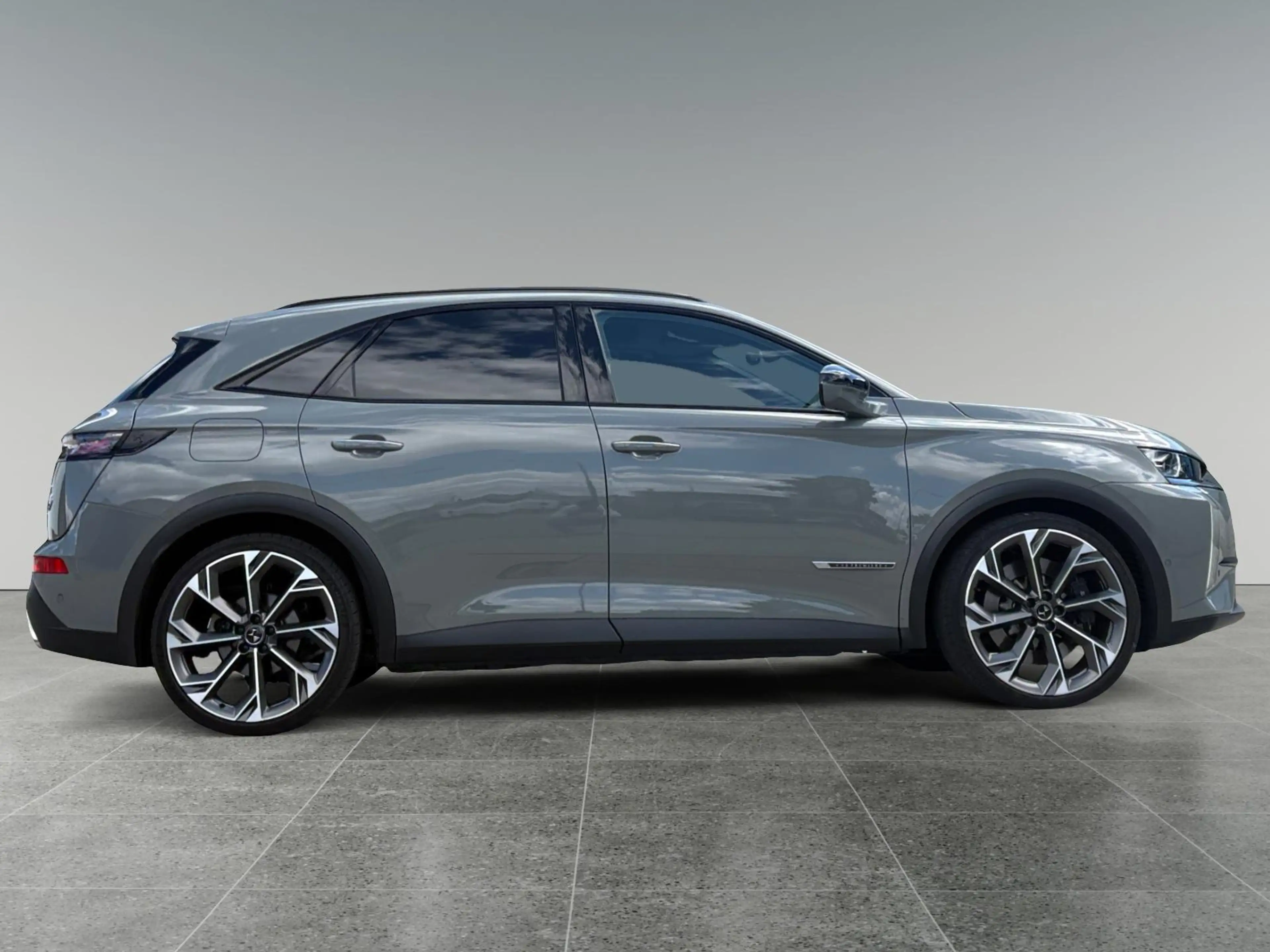 DS Automobiles DS 7 La Premiere e-Tense 360pk PHEV 4x4 e-EAT8 | BLACK — photo 4