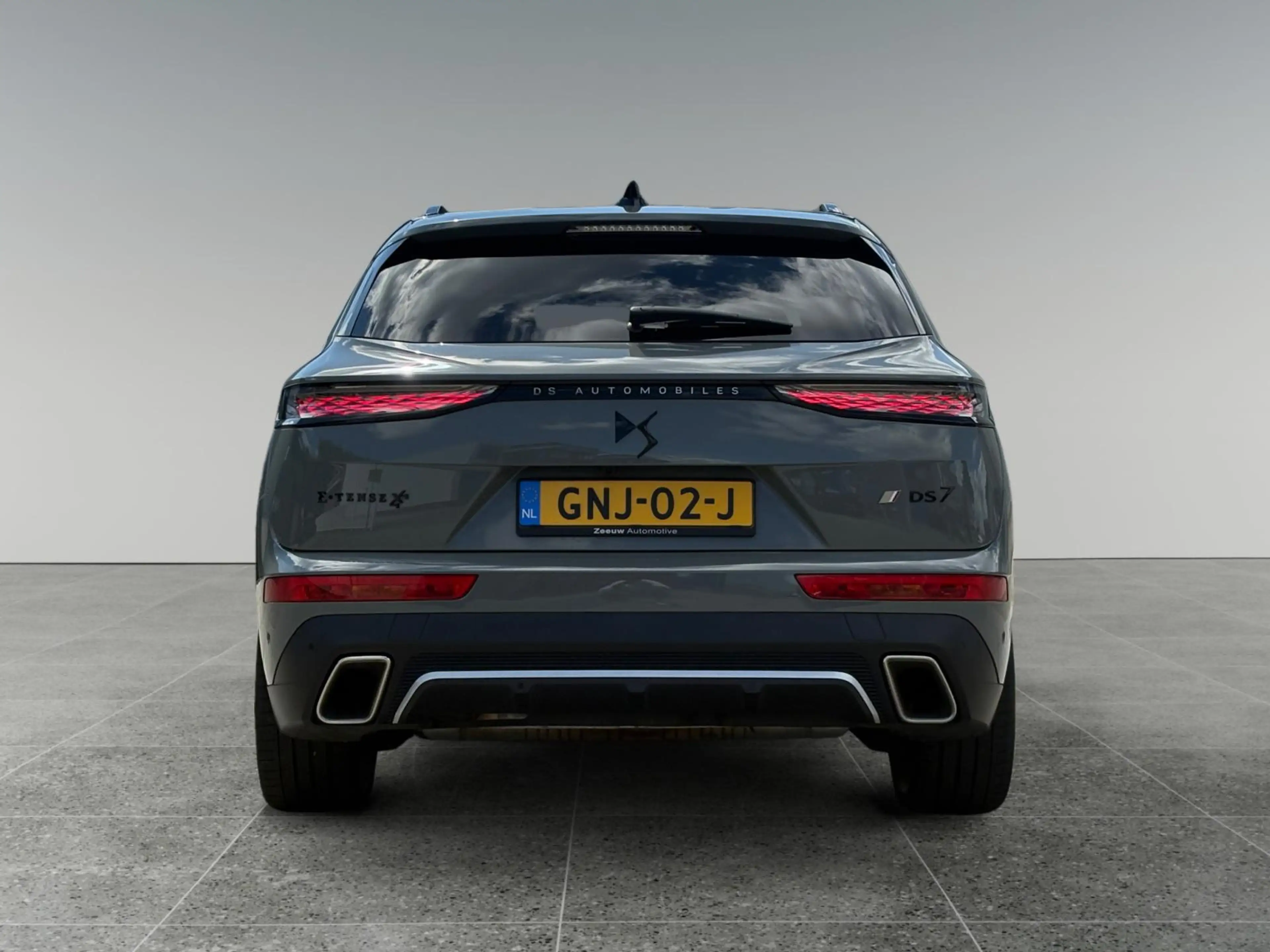 DS Automobiles DS 7 La Premiere e-Tense 360pk PHEV 4x4 e-EAT8 | BLACK — photo 6