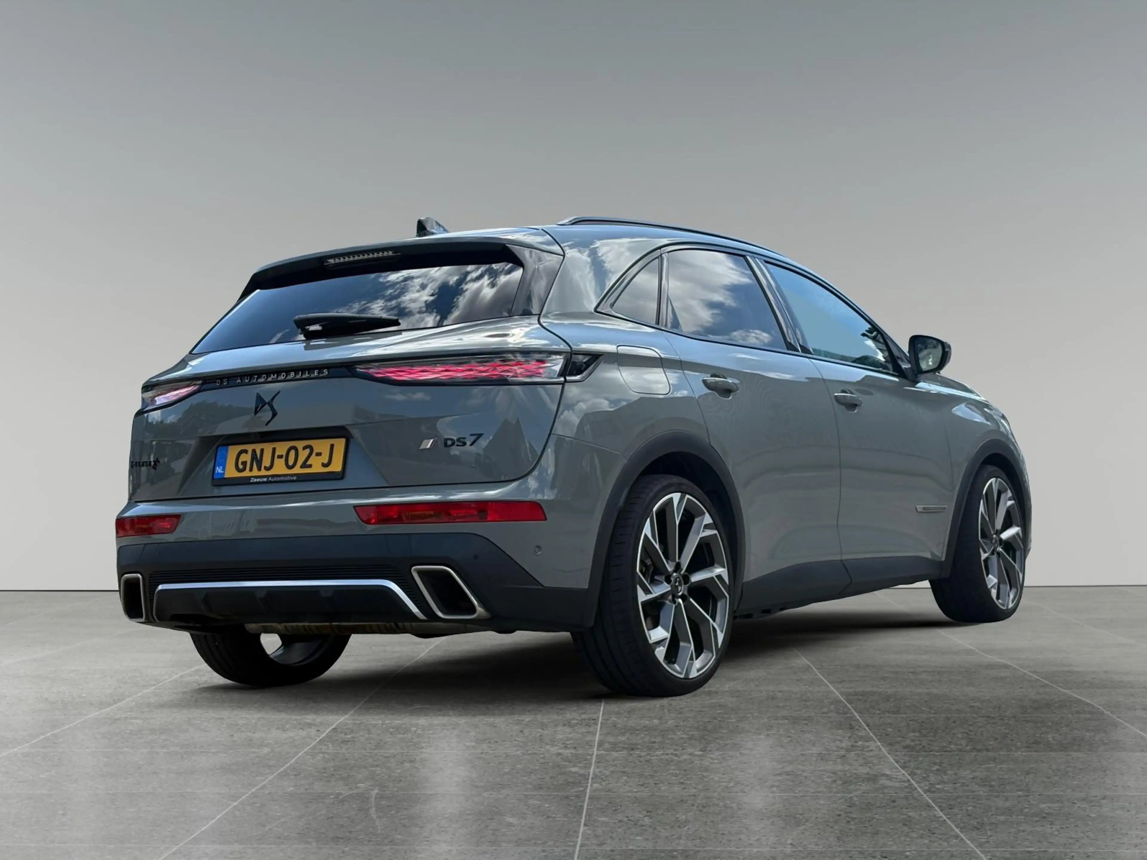 DS Automobiles DS 7 La Premiere e-Tense 360pk PHEV 4x4 e-EAT8 | BLACK — photo 5