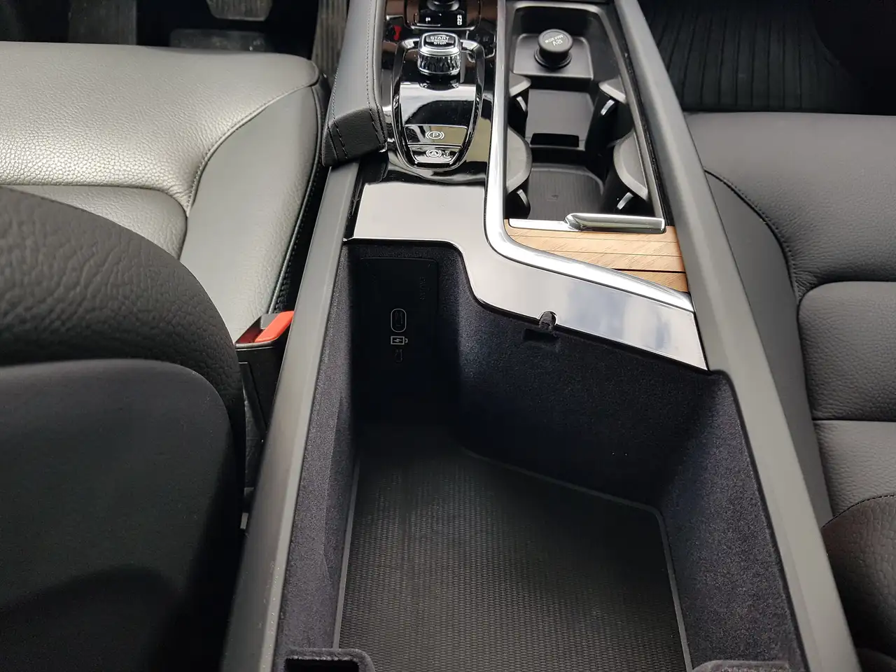 Volvo XC90 снимка Volvo XC90