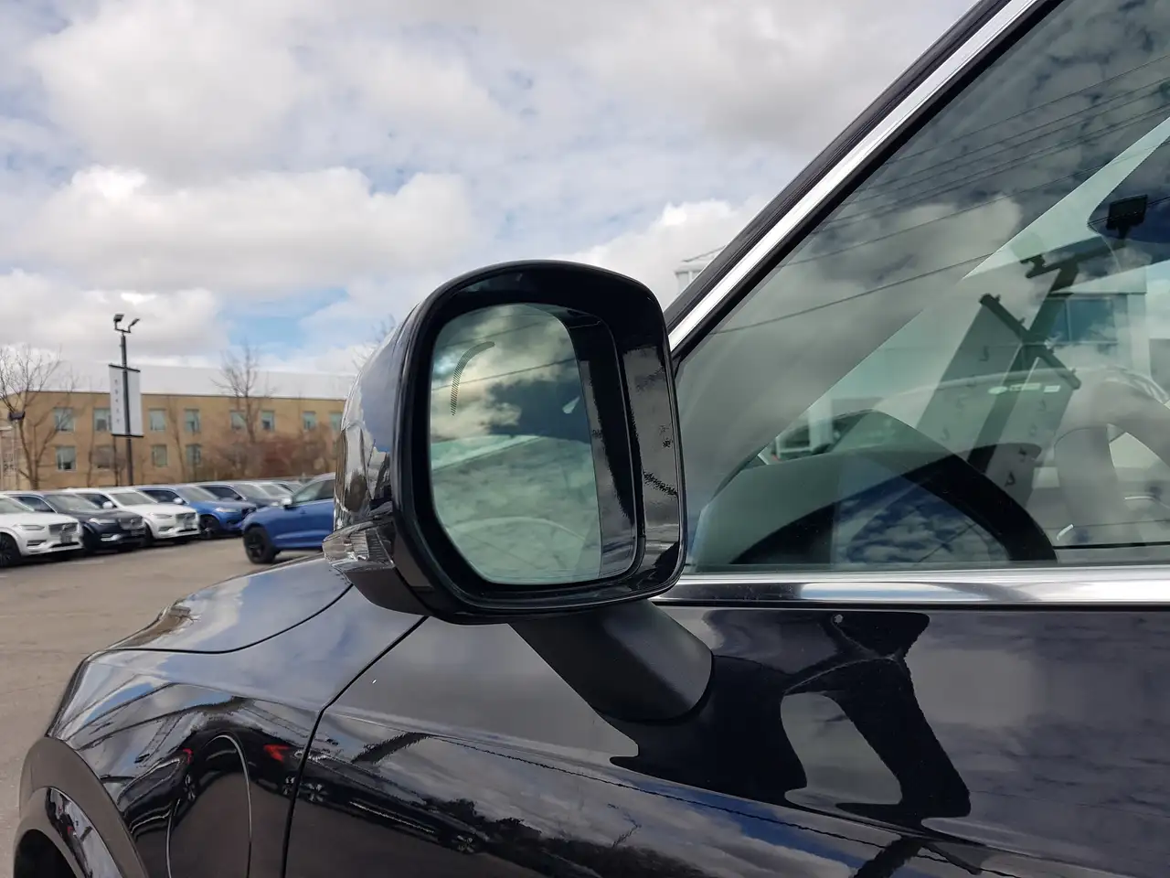 Volvo XC90 снимка Volvo XC90