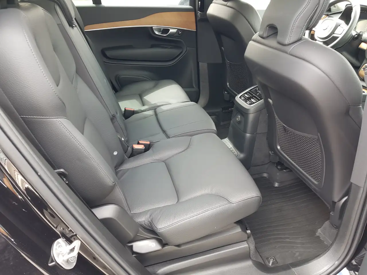 Volvo XC90 снимка Volvo XC90