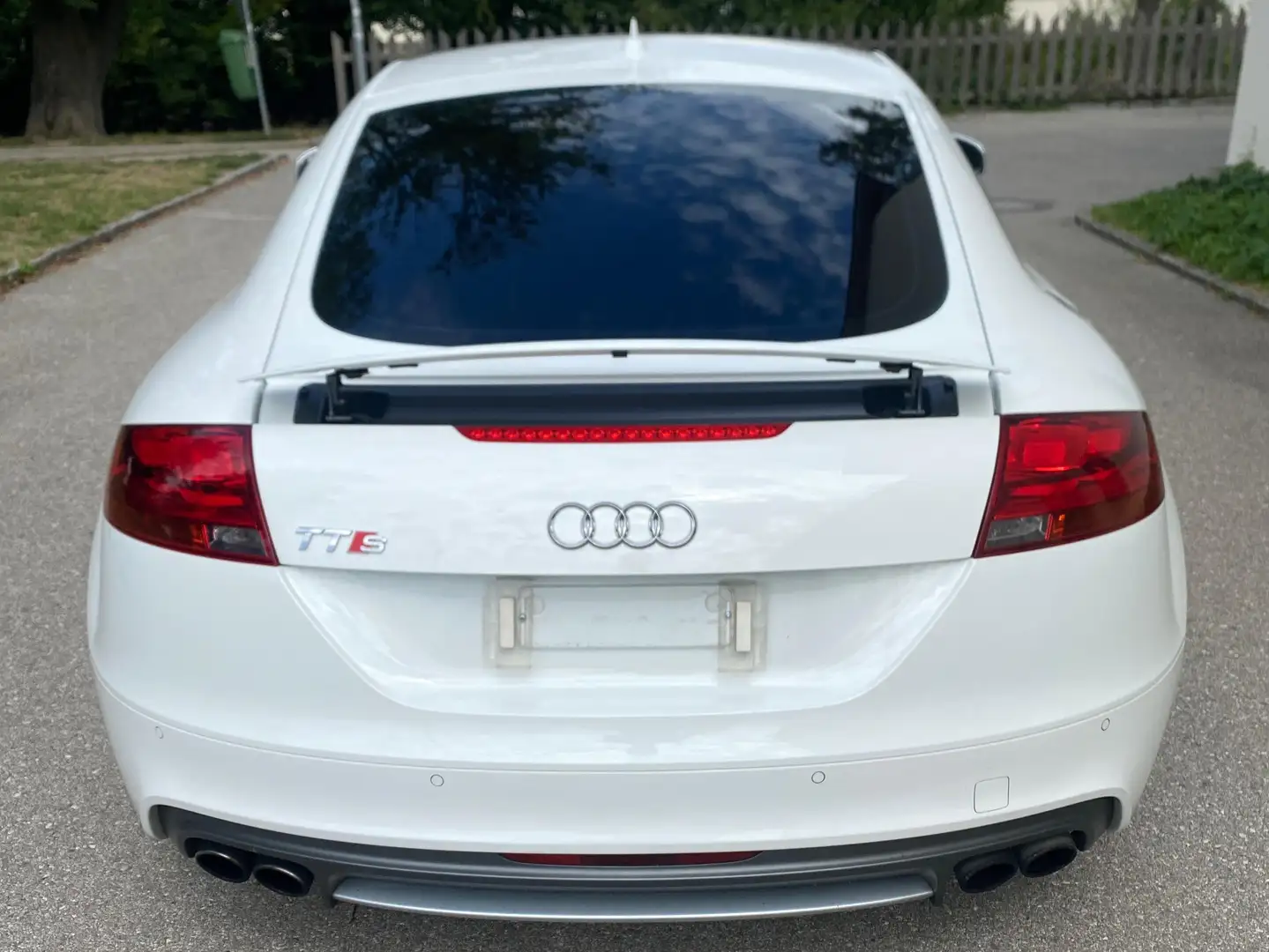Audi TTS TTS Coupé 2,0 T FSI quattro S-tronic Weiß - 2