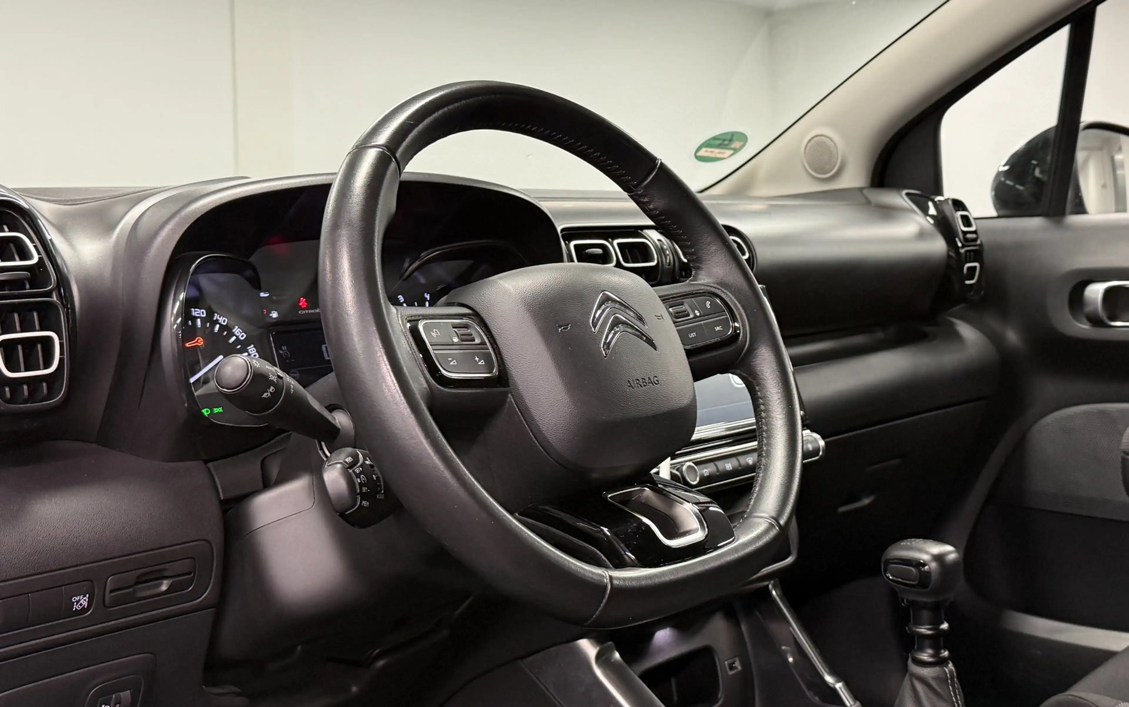 Citroen C3 Aircross 1.2 PureTech*NIEUWMODEL*NweDbriem*Trekhaak*Camera* — photo 4