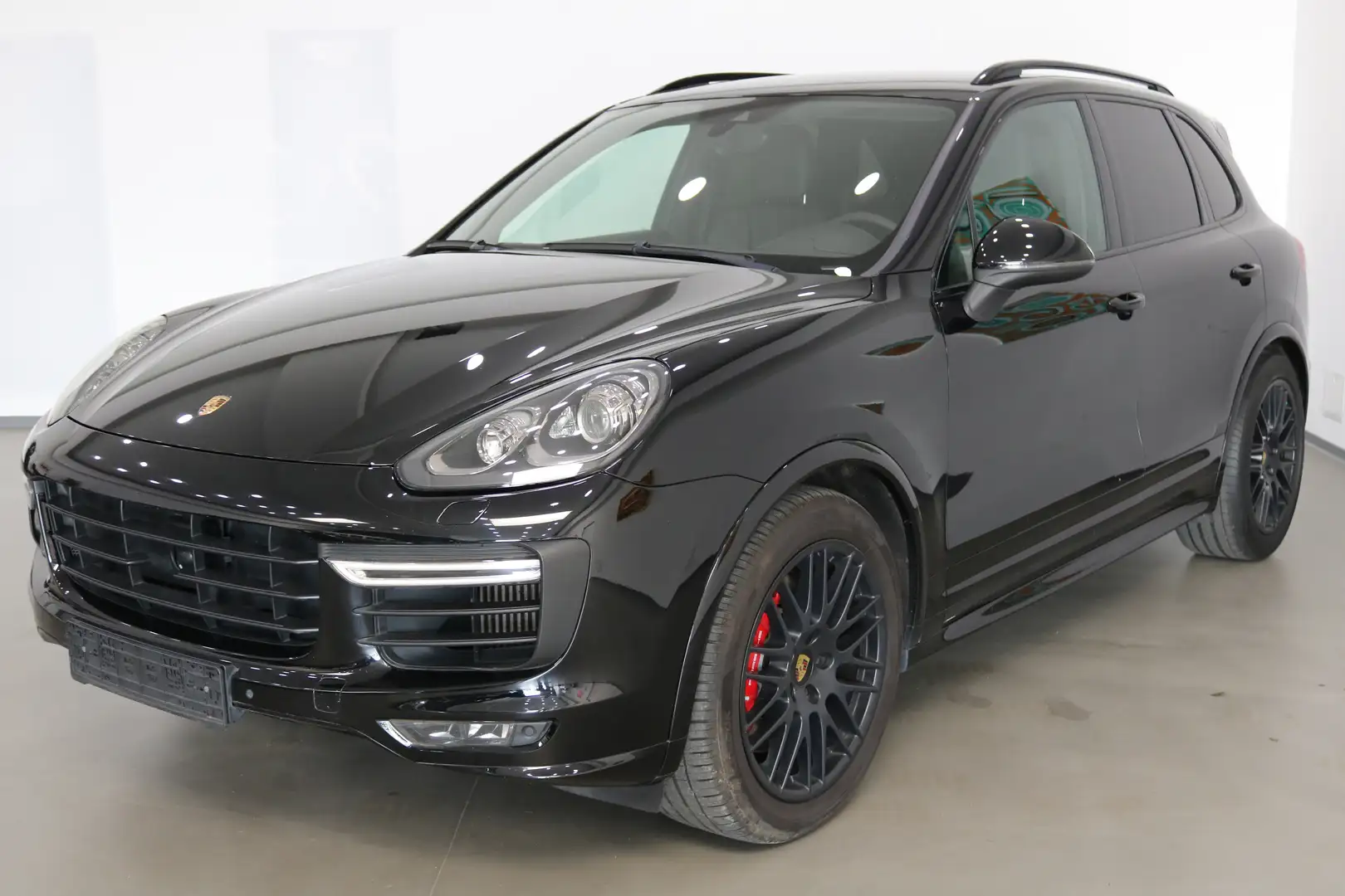 Porsche Cayenne GTS*TV-TUNER*KAMERA*STANDHEIZUNG*AHK*PASM*SPORT* Schwarz - 1