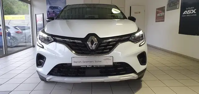 Renault Captur view 3