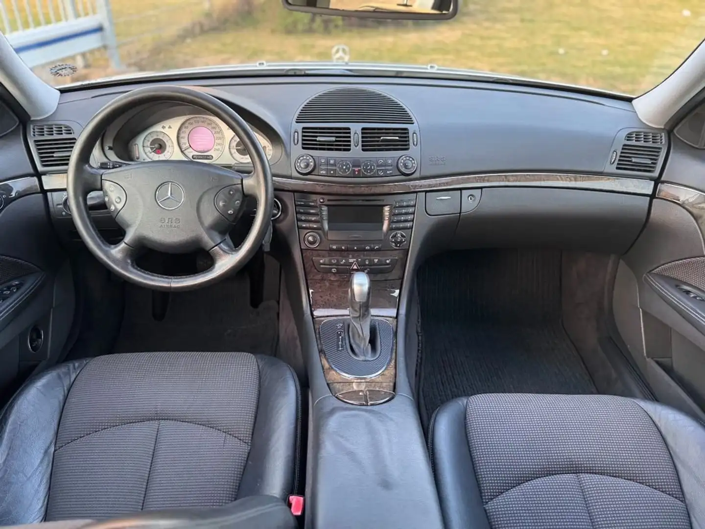 Mercedes-Benz E 200 E 200 k tps Elegance Argent - 2