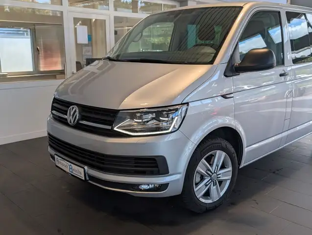 Volkswagen Multivan view 7