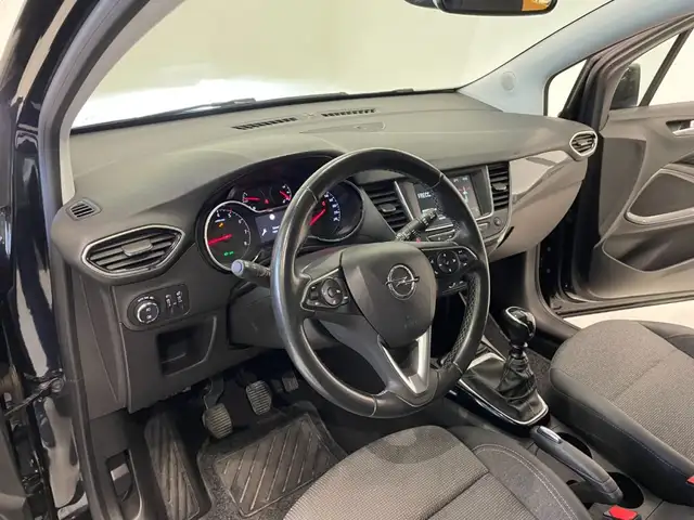 Opel Crossland view 15