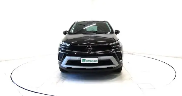 Opel Crossland view 2