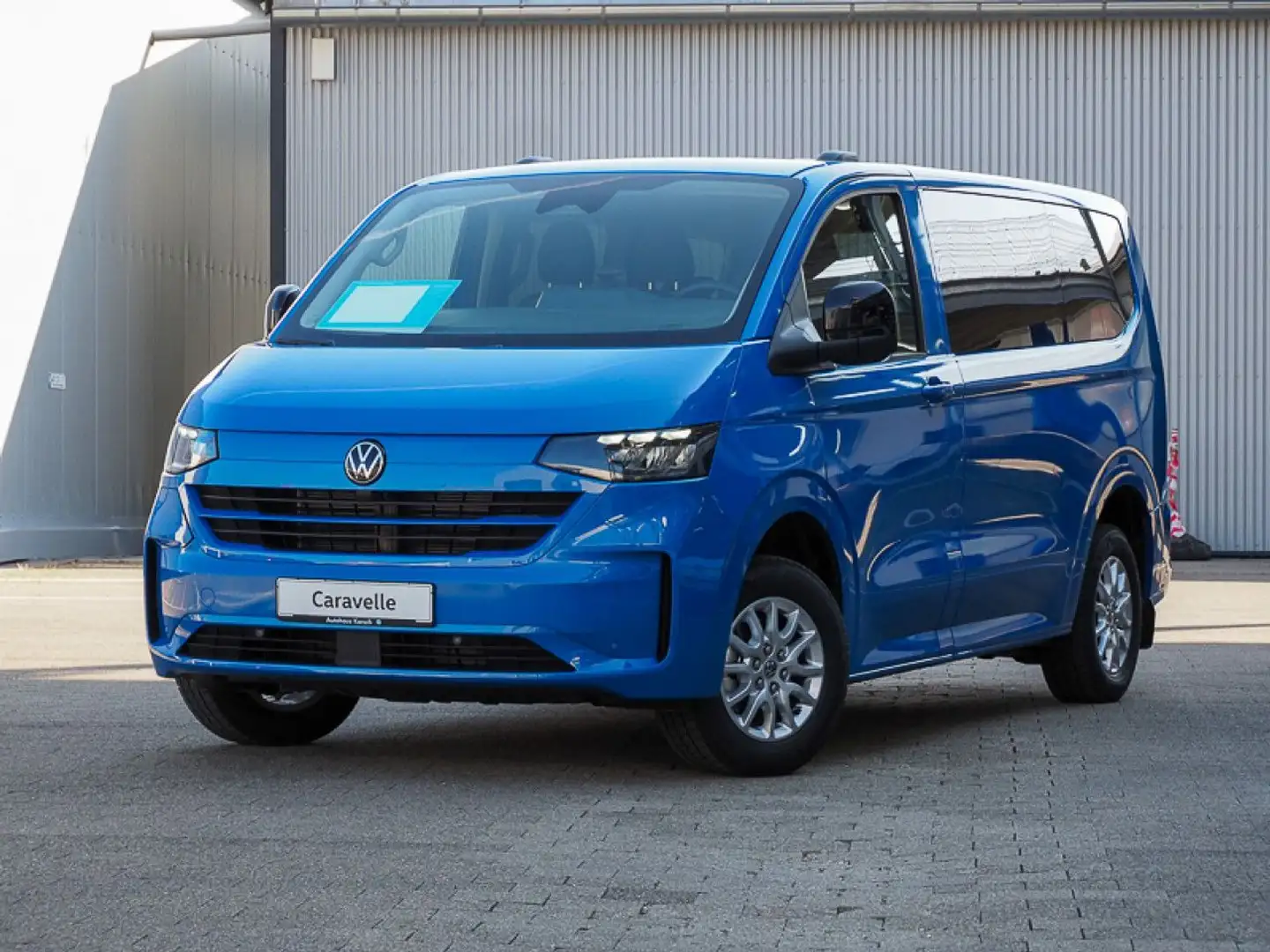 Volkswagen T7 Caravelle e-Caravelle Life Motor BEV 160 kW Navi LED Klima Niebieski - 2