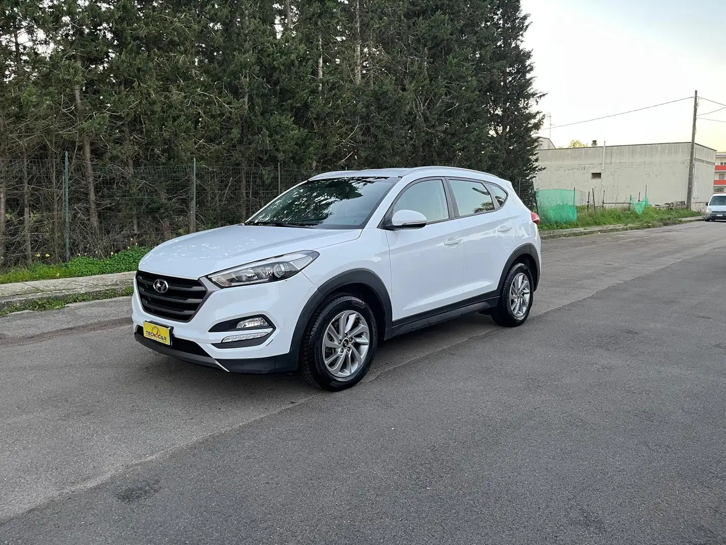 Hyundai TUCSON Tucson 1.7 crdi 2wd 115cv Weiß - 2