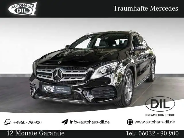 Mercedes-Benz GLA 200 *AMG*EL. HECKKL*AHK*2.HD*SCHECKHEFT*