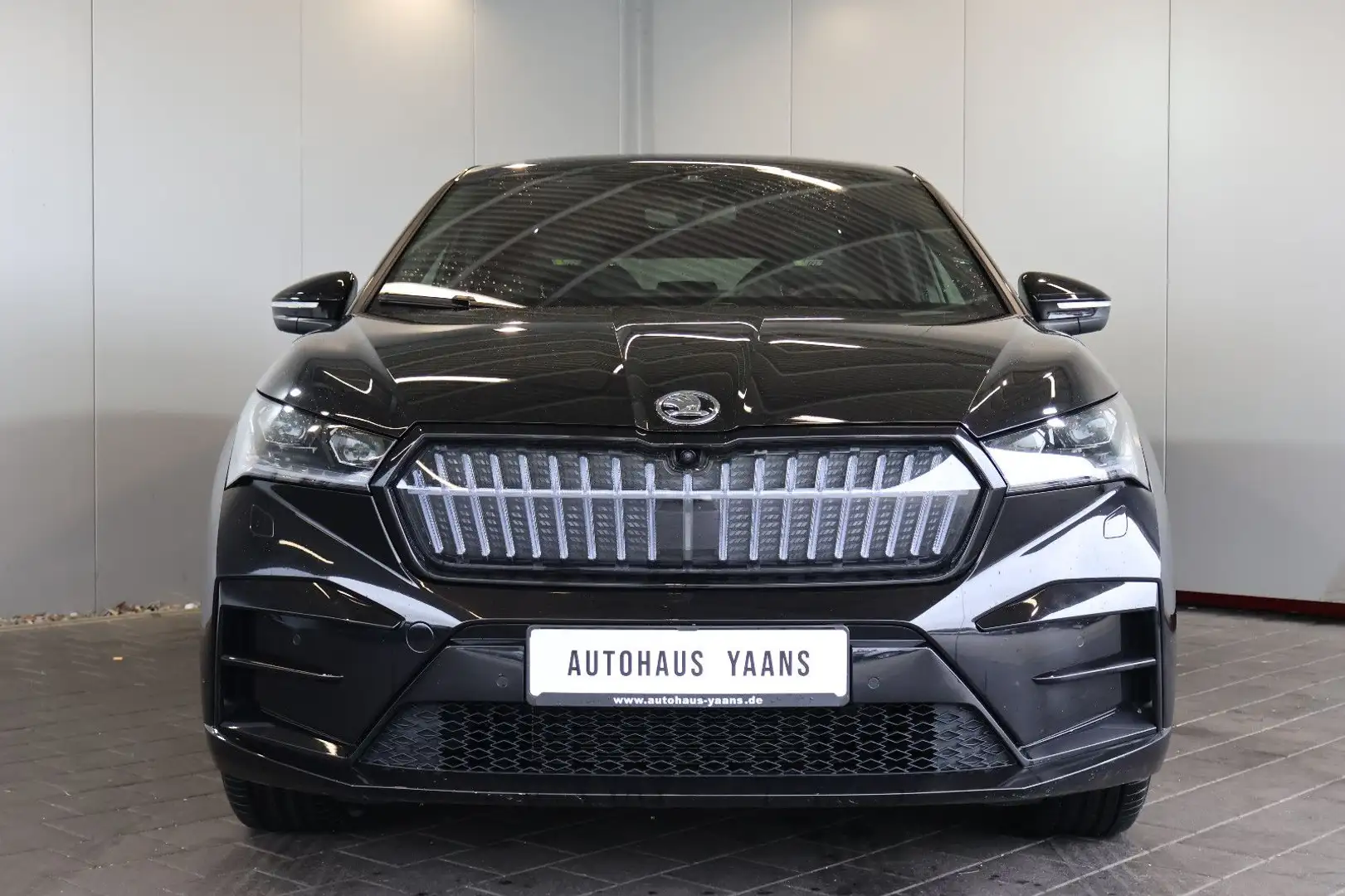 Skoda Enyaq Coupé RS Lounge WÄRMEP.+HUD+360°+PANO+AHK Schwarz - 2