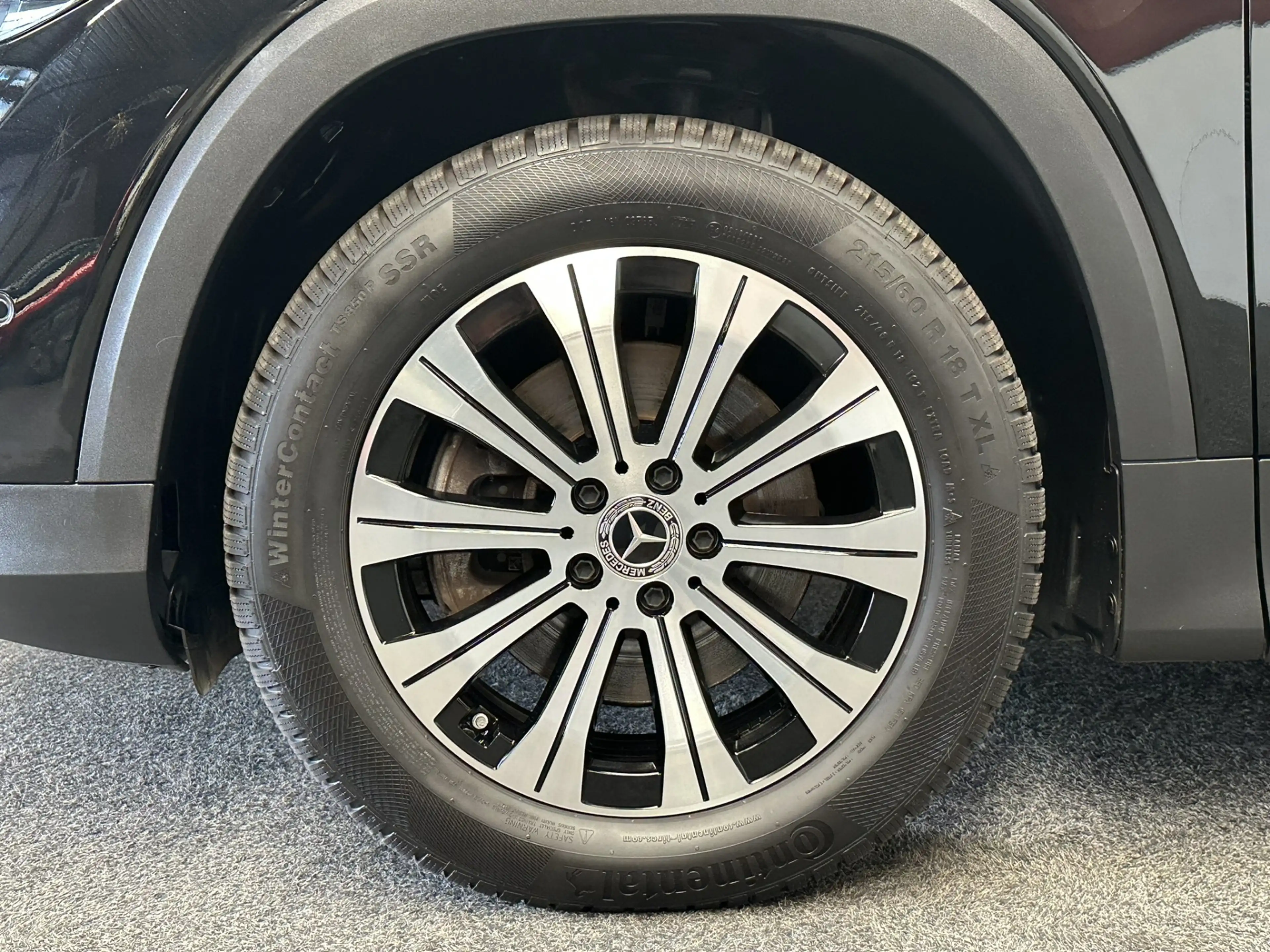 Mercedes-Benz EQB 300 4MATIC AMG LINE 67 KWH ADAPTIVE CRUISE CONTROL 360 — photo 22