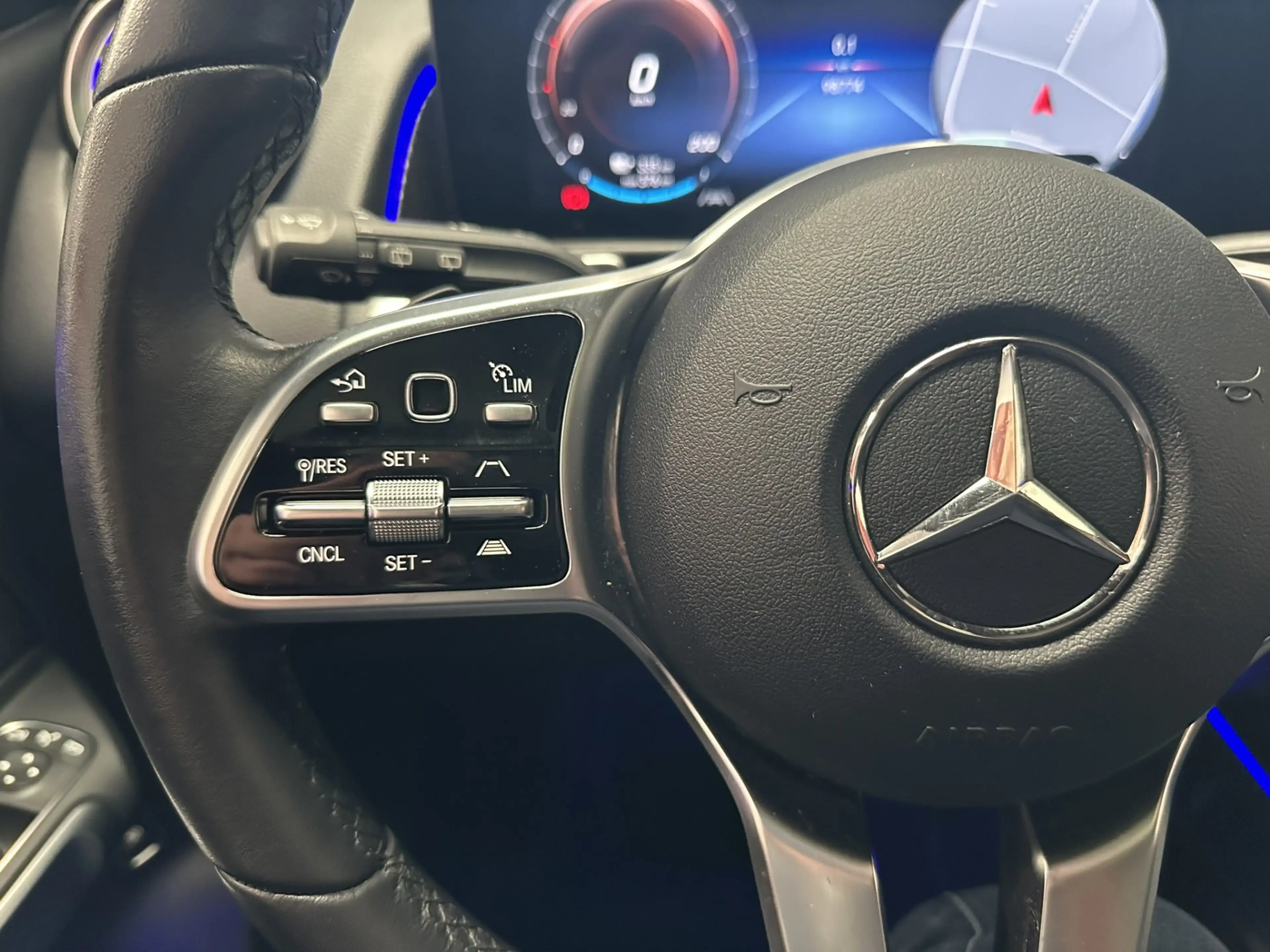 Mercedes-Benz EQB 300 4MATIC AMG LINE 67 KWH ADAPTIVE CRUISE CONTROL 360 — photo 26